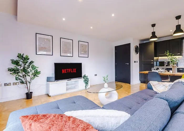 Апартаменти Modern 2-bed Flat In - Sleeps 6