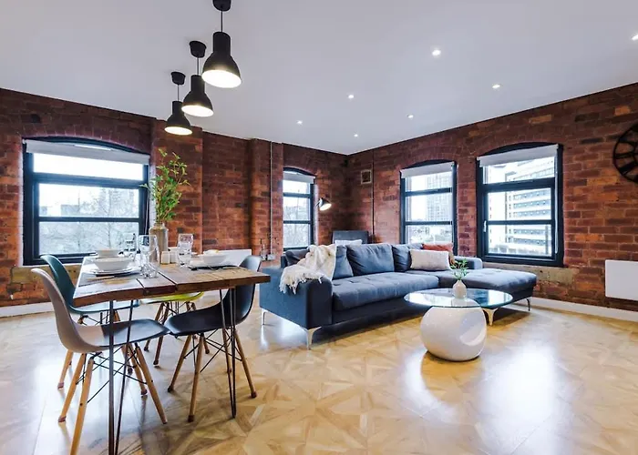 Modern 2-bed Flat In - Sleeps 6