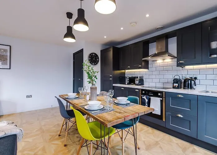 Modern 2-bed Flat In - Sleeps 6 * Лідс